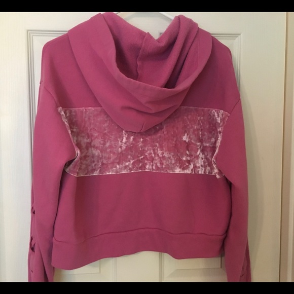 Pink by VIctoria’s Secret Crop Hoodie Size Small - Picture 6 of 7